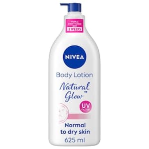 NIVEA Body Lotion for Normal to Dry Skin, Natural Glow, with 95% Pure Vitamin C and UV Filter, Moisturizes and Evens Skin Tone, 625ml