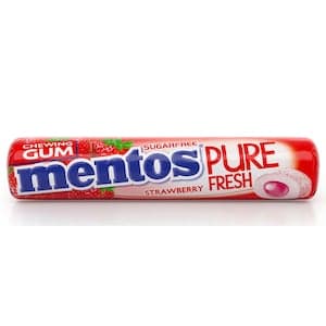 Mentos Pure Fresh Strawberry Flavour Chewing Gum, 15.75g