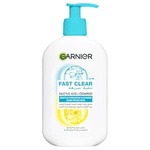 Garnier Fast Clear Salicylic Acid Plus Ceramides Gentle Hydrating Cleanser Foam for Acne Prone Skin, 250ml